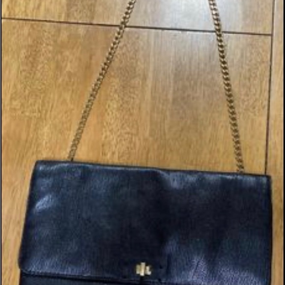 Beautiful Michael Kors bag 12.5”wide 9” tall good condition! - Picture 2 of 11